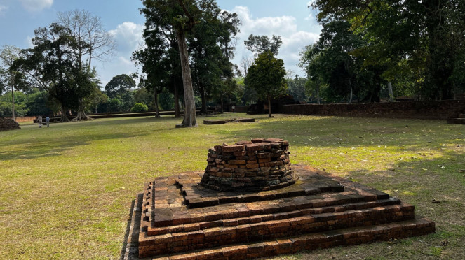 Komplek Candi Kedaton