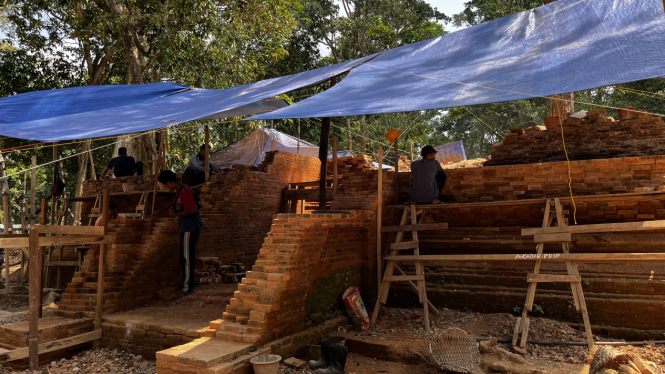 Proses Revitalisasi Candi Kotomahligai, Foto: Isra Berlian