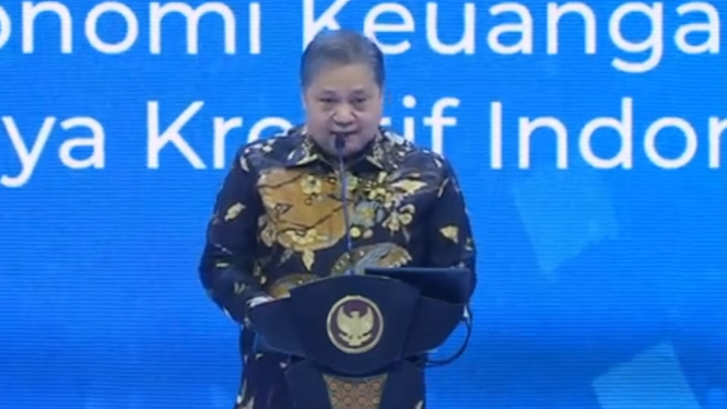 Menteri Koordinator Bidang Perekonomian, Airlangga Hartarto, di acara Festival Ekonomi Keuangan Digital dan Karya Kreatif Indonesia (FEKDI x KKI) di JCC Senayan, Jakarta, Kamis, 1 Agustus 2024