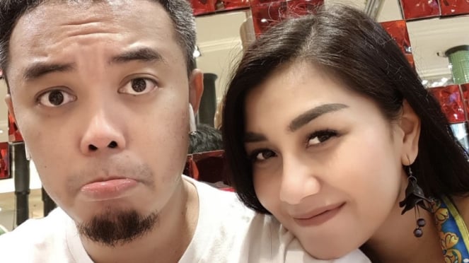 Andika Rosadi y Nisya Ahmad.