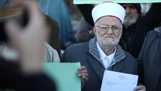 Imam Masjid Al-Aqsa Sheikh Ekrima Sabri 