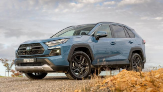 Toyota Siapkan RAV4 Versi Listrik Pada 2026