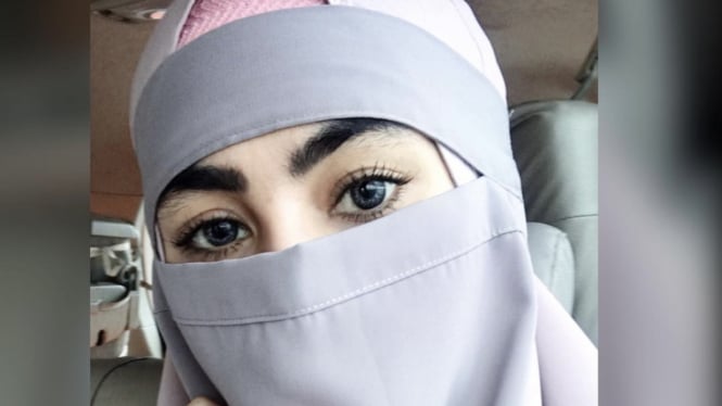 Kartika Putri Resmi Memutuskan Hijrah, Siap Meninggalkan Dunia Hiburan dan Mengenakan Cadar