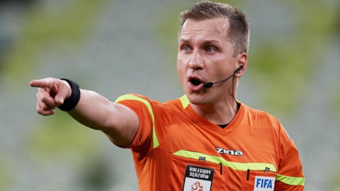 Wasit asal Polandia, Bartosz Frankowski