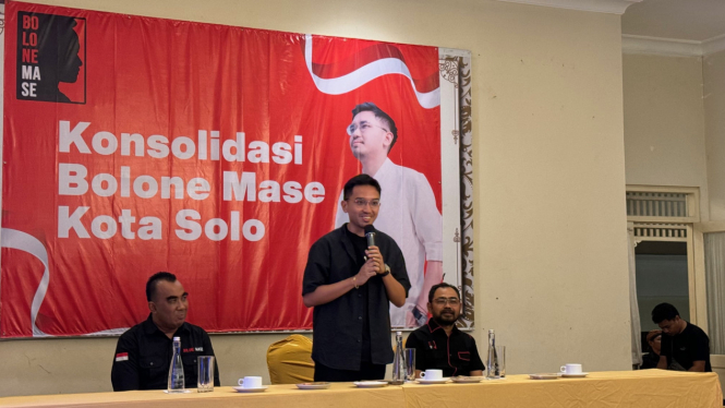 Gusti Bhre saat hadiri deklarasi dukungan dari relawan Bolone Mase di Solo, Kamis, 8 Agustus 2024, malam.