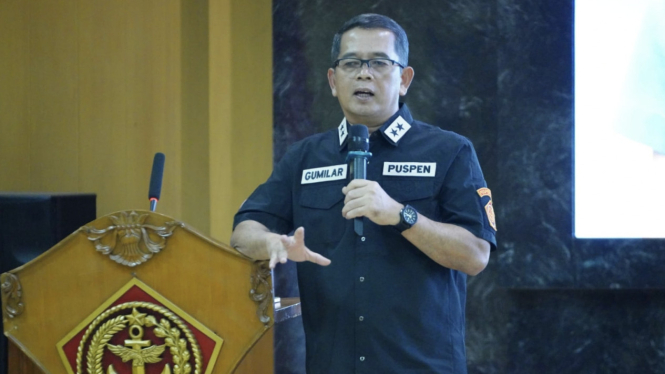 VIVA Militer: Kapuspen TNI Mayjen TNI Nugraha Gumilar gelar exit briefing