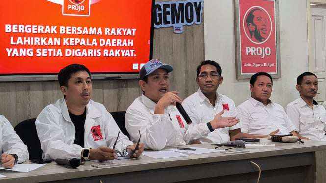 Bendahara Umum Relawan Projo, Panel Barus di Kantor DPP Projo, Jakarta Selatan, Jumat, 9 Agustus 2024