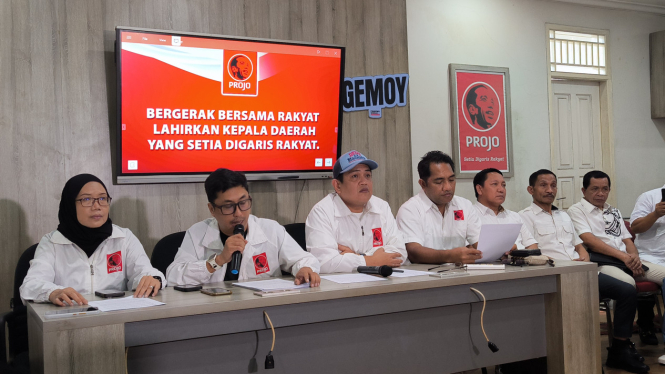 DPP Projo menyerahkan rekomendasi dukungan ke 12 calon kepala daerah di Pilkada 2024 