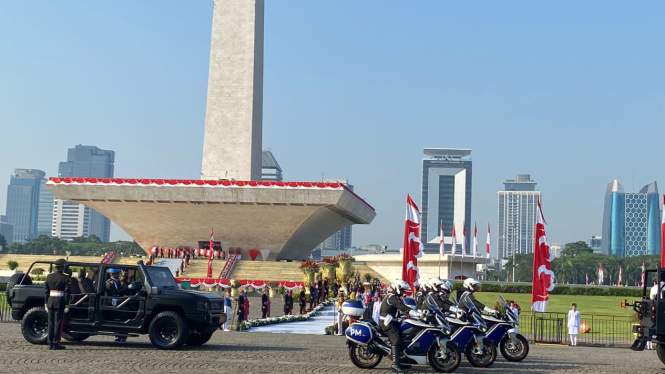 Kirab bandara dari Monas ke Halim