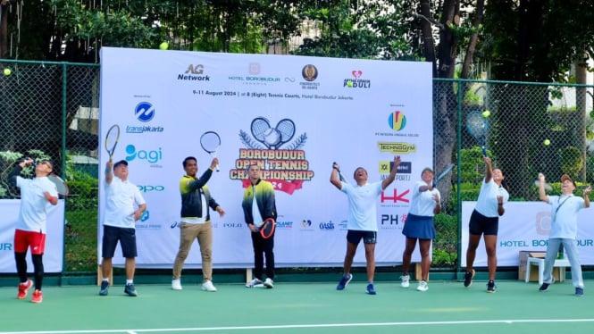 Raffi Ahmad Buka Borobudur Open Tennis Championship 2024