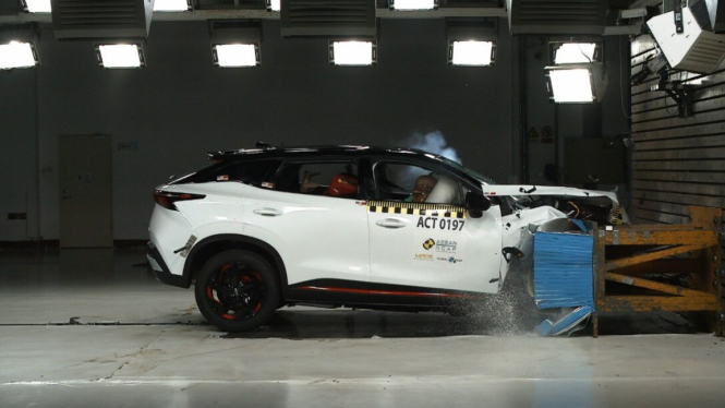 Uji tabrak Chery Omoda 5 ASEAN Ncap