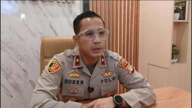 Kapolsek Bojongsari Kompol Yefta Ruben Hasian Aruan