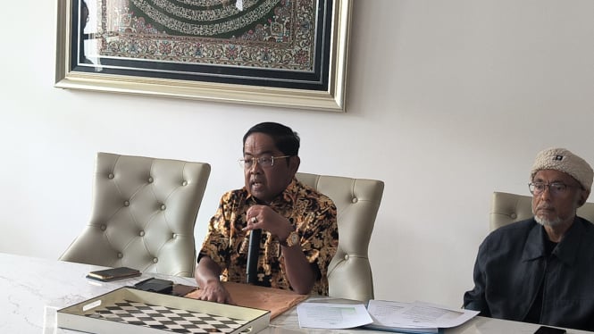 Ketua Dewan Badan Pemenangan Pemilu (Bappilu) Partai Golkar, Idrus Marham dalam konferensi pers di kawasan Matraman, Jakarta, Selasa, 13 Agustus 2024