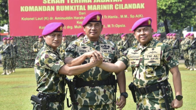 VIVA Militer: Dankormar pimpin Sertijab Komandan Rumkital Marinir Cilandak