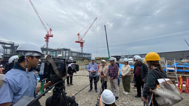 Pembangunan Paviliun Indonesia di Osaka, Jepang.