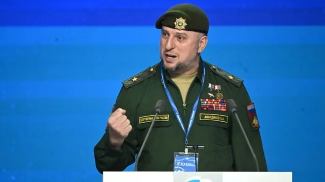 VIVA Militer: Komandan pasukan Akhmat Chechnya, Mayor Jenderal Apti Alaudinov