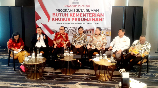 Para asosiasi pengembang perumahan dalam diskusi Forwapera, 'Program 3 Juta Rumah  Butuh Kementerian Khusus Perumahan', di kawasan Cikini, Jakarta Pusat, Selasa, 20 Agustus 2024