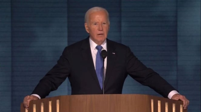 Presiden AS Joe Biden berpidato sangat emosional di momen perpisahan.