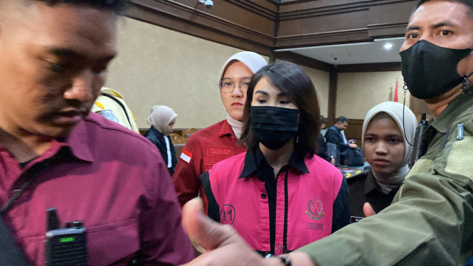 Crazy Rich PIK Helena Lim jalani sidang dakwaan di Pengadilan Tipikor pada PN Jakarta Pusat soal kasus korupsi Timah