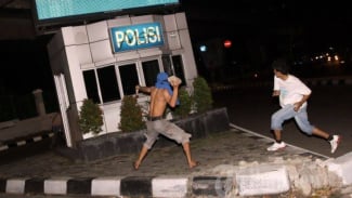 Serang Kantor Satpol PP, Oknum Polisi Terancam Dipecat Tidak Hormat