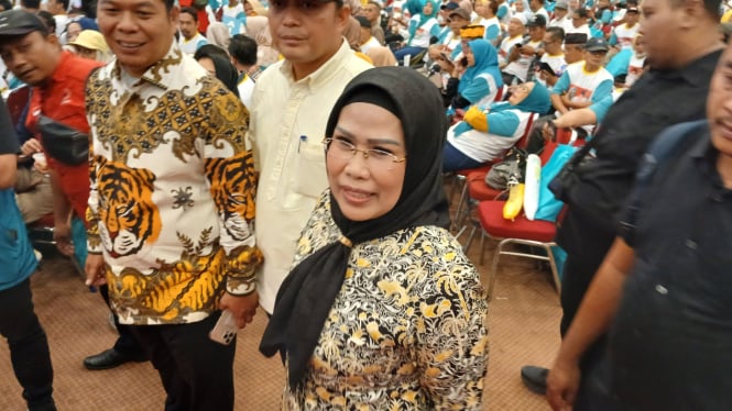 Ketua DPD I Partai Golkar Provinsi Banten, Ratu Tatu Chasanah  di Tangerang