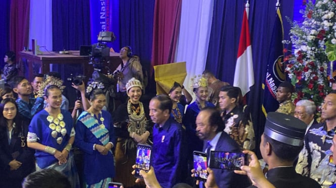 Jokowi Bersama Surya Paloh di Kongres III Partai Nasdem