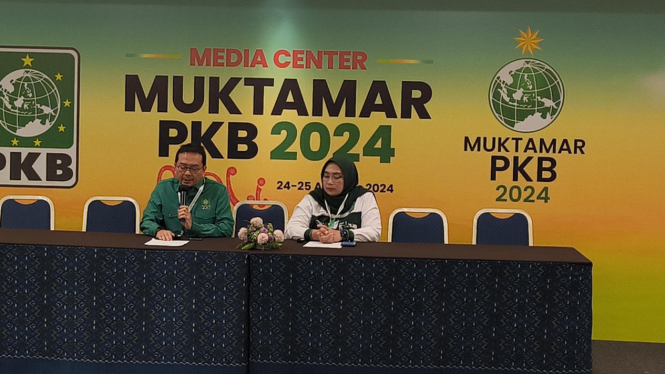 Ketua DPP PKB, Nihayatul Wafiroh (Kanan)