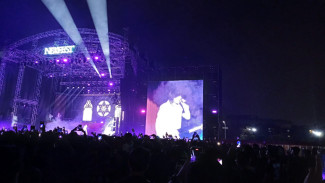 Bring Me The Horizon Guncang Nex Fest 2024, Konser Metal Epik di Pantai Carnaval Ancol