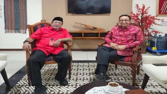 Anies Baswedan dan Rano Karno di kantor DPP PDIP Jakarta