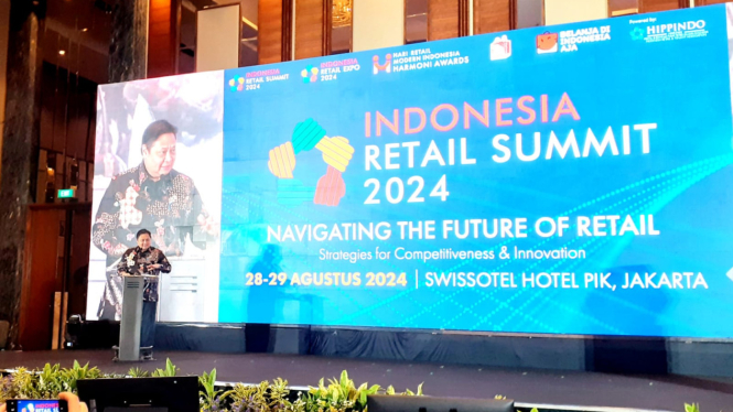 [dok. Menteri Koordinator Bidang Perekonomian, Airlangga Hartarto, saat membuka 'Indonesia Retail Summit 2024' di kawasan PIK, Jakarta Utara, Rabu, 28 Agustus 2024]