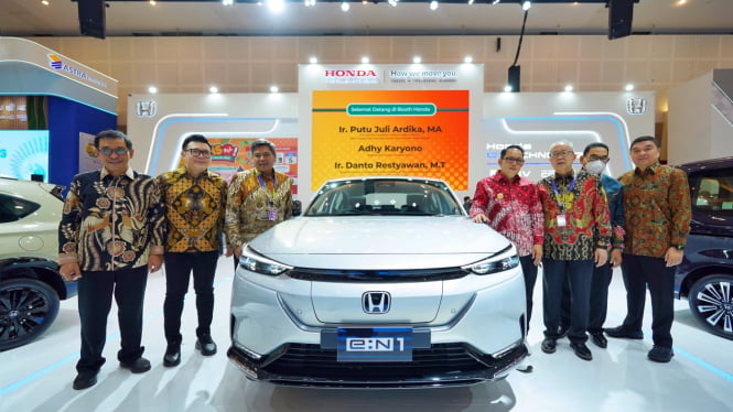 Mobil Listrik Honda e:N1 di GIIAS Surabaya 2024