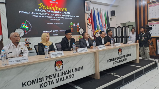 Pendaftaran calon kepala daerah di KPU Kota Malang. 