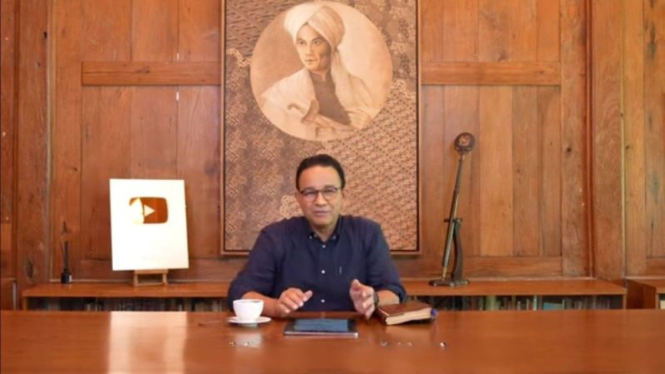 Anies Baswedan mengunggah video dengan background foto Pangeran Diponegoro