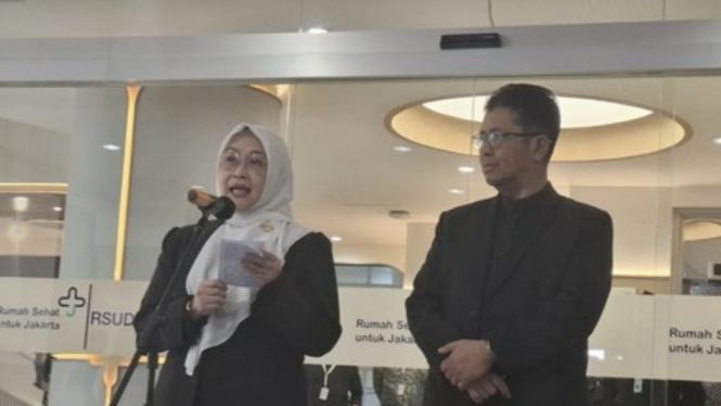 Direktur Utama RSUD Tarakan, Dian Ekowati memberikan keterangan pers