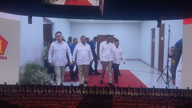 Presiden Jokowi dan Wapres Ma'ruf Amin hadiri apel kader dan rapimnas Gerindra