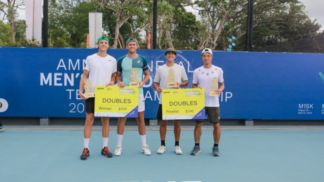 Tibo Colson/Thijmen loof berhasil meraih gelar juara ganda putra