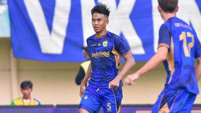 Bek Persib Bandung Kakang Rudianto