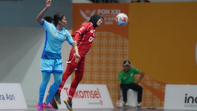 Tim Futsal Putri Sumut saat lakoni pertandingan lawan Yogyakarta di GOR Futsal Dispora Sumut.(dok PON 2024 wilayah Sumut)