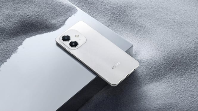 Oppo A3.