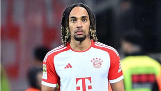 Profil Sacha Boey, Pemain Muslim Bayern Munich yang Tolak Pegang Segelas Bir