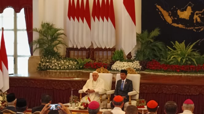 Presiden Jokowi dan Paus Fransiskus