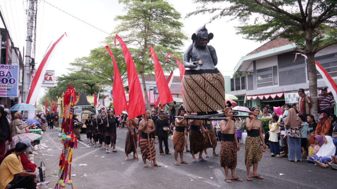 Arakan karnaval di Purbalingga, Jawa Tengah.