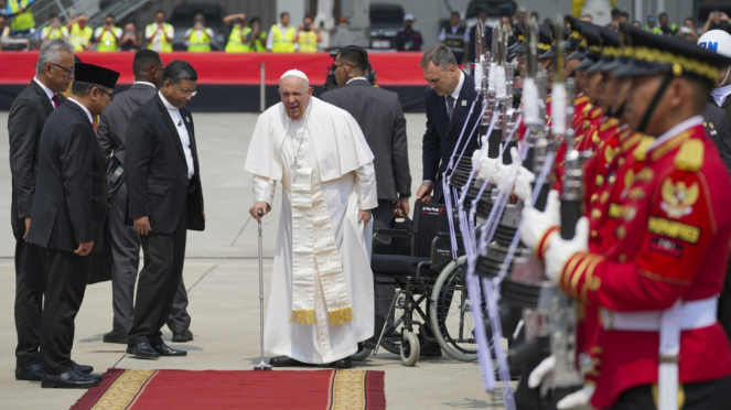 Cuando el Papa Francisco deja Indonesia