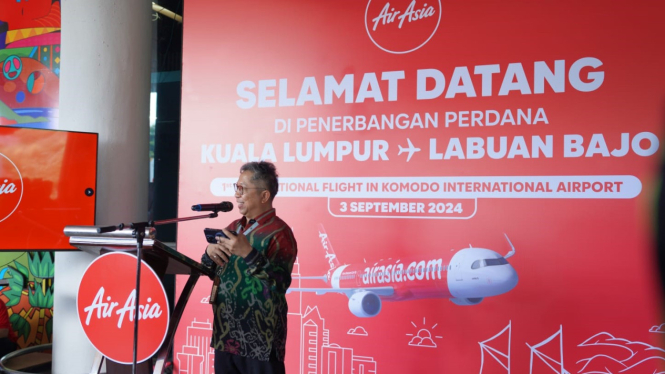 Air Asia Launching Penerbangan perdana Kuala Lumpur - Labuan Bajo