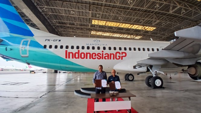 Pesawat Garuda Indonesia berlogo IndonesianGP untuk MotoGP Mandalika 2024