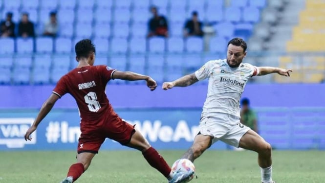 Kapten Persib Bandung Marc Klok saat melawan PSM Makassar