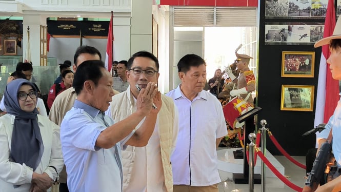 Bakal cagub Jakarta, Ridwan Kamil bertemu Sutiyoso ke Museum Bang Yos di Bekasi, Jawa Barat 