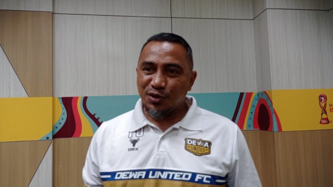 Legenda Timnas Indonesia, Firman Utina (foto: Dede Idrus) 