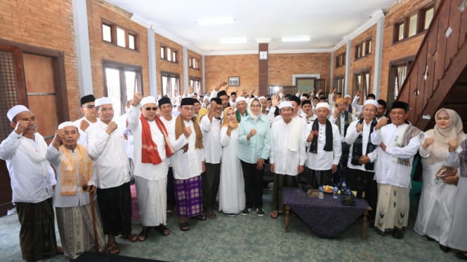 Ulama dan Kiai di Pandeglang dukung Airin-Ade di Pilgub Banten