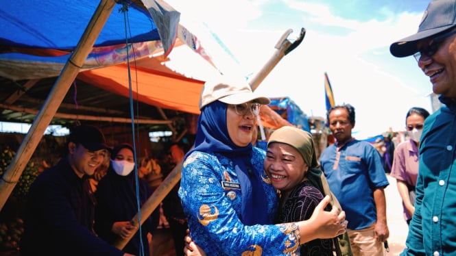 Kunjungan ini mencerminkan komitmennya untuk dekat dengan masyarakat, terutama para pedagang pasar yang merupakan bagian penting dari komunitas.